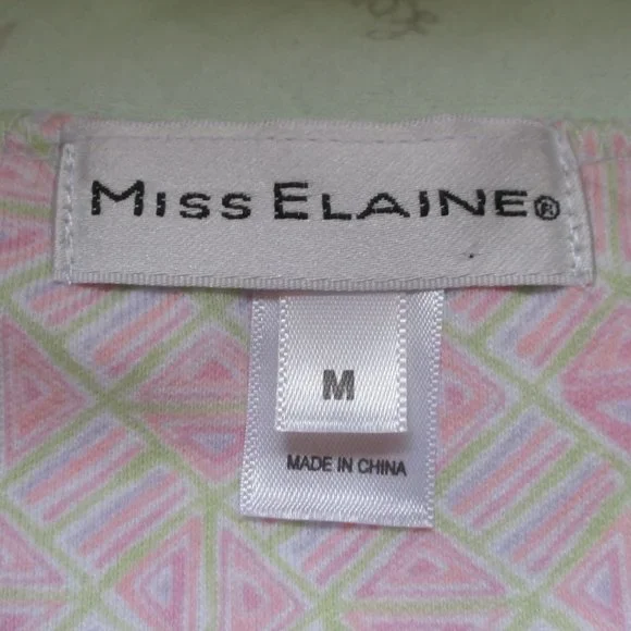 Miss Elaine Quilted Zip Front Robe M - Picture 2 of 6